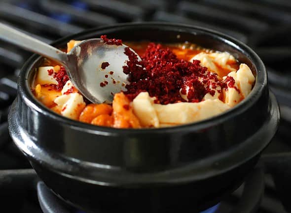 sundubu-jjigae (순두부찌개: Korean spicy soft tofu stew)