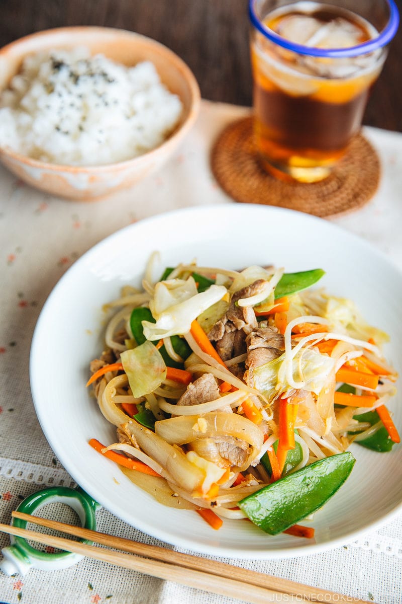 A white plate containing Stir Fry Vegetables (Yasai Itame)