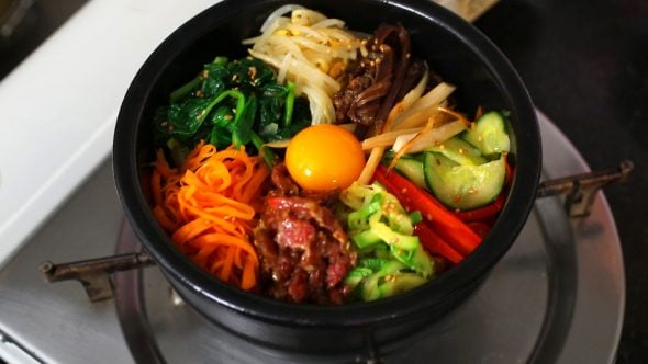 dolsot-bibimbap