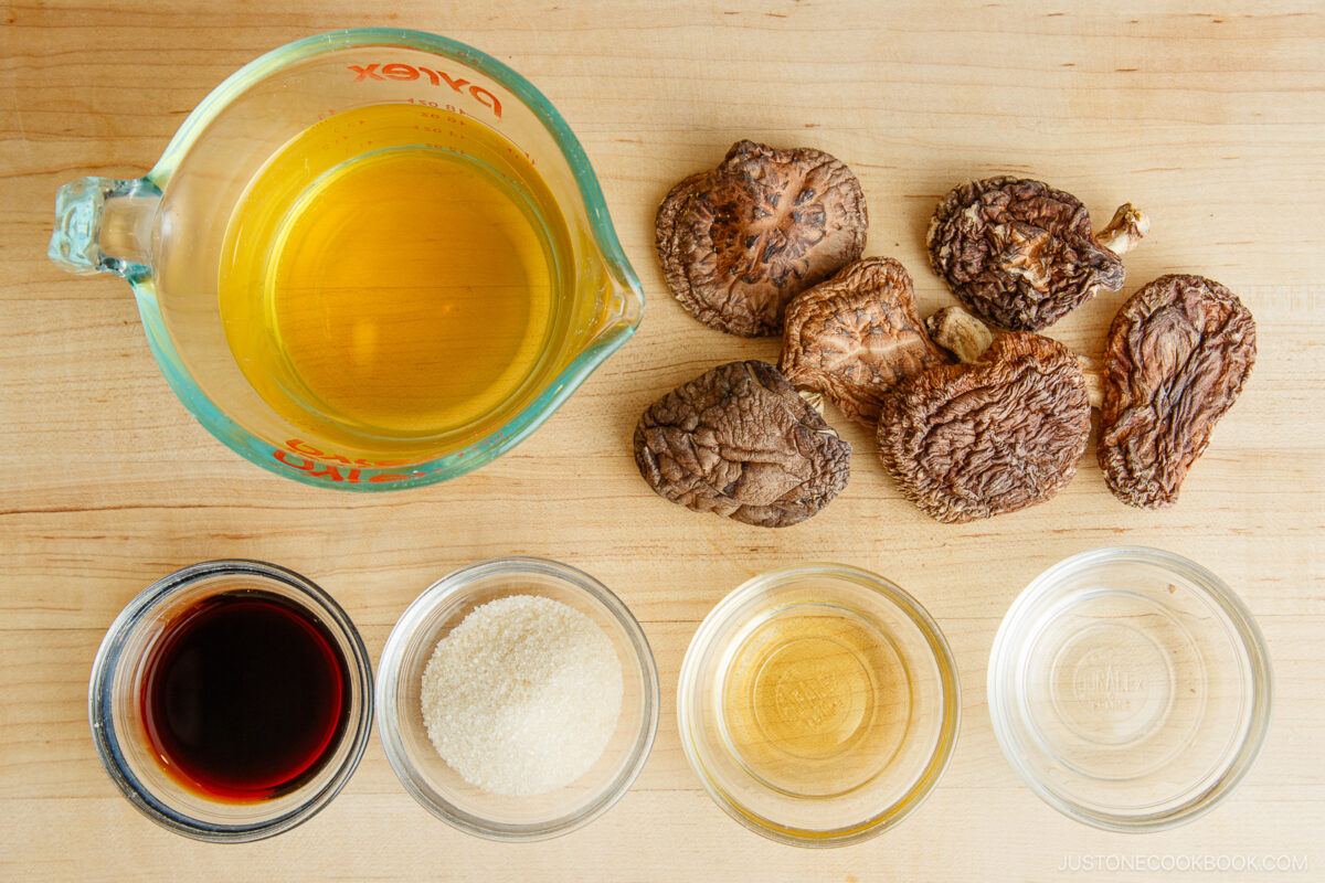 Simmered Shiitake Mushrooms Ingredients