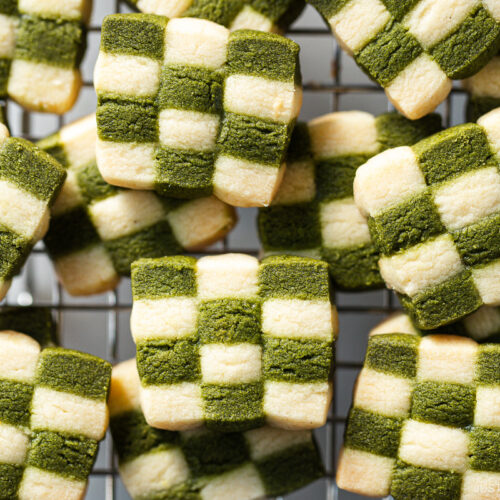 Matcha Checkerboard Cookies on a wire rack.