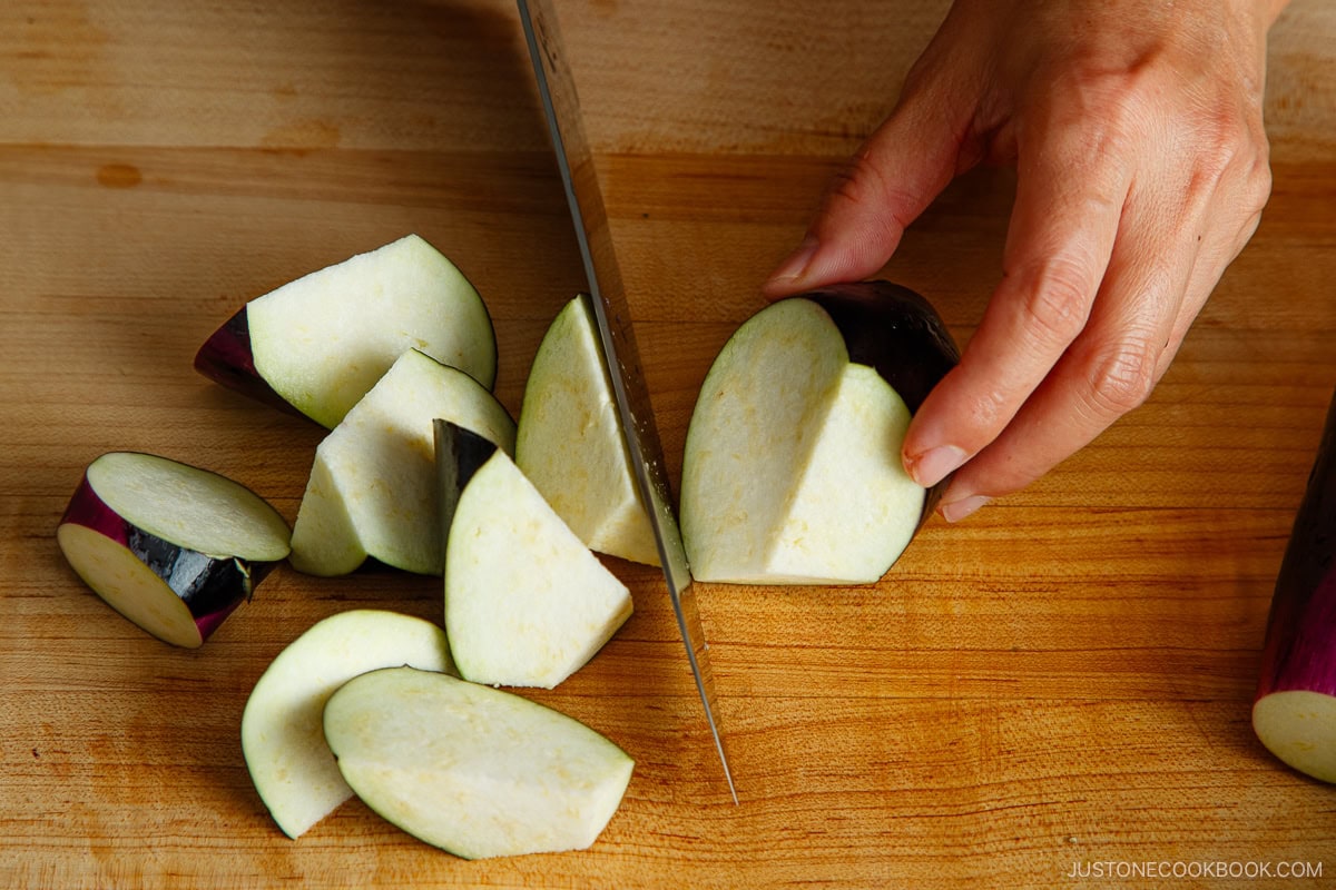 Cutting eggplant