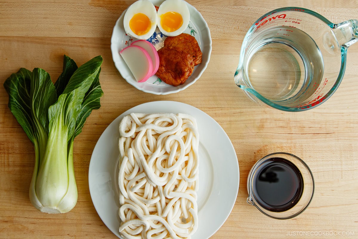 10 Min Meal - Udon Noodle Soup Ingredients