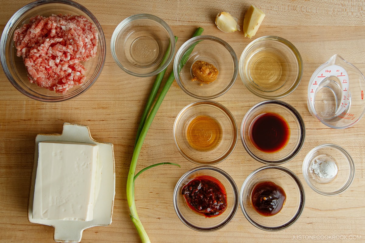 10 Min Meal - Mapo Tofu Ingredients