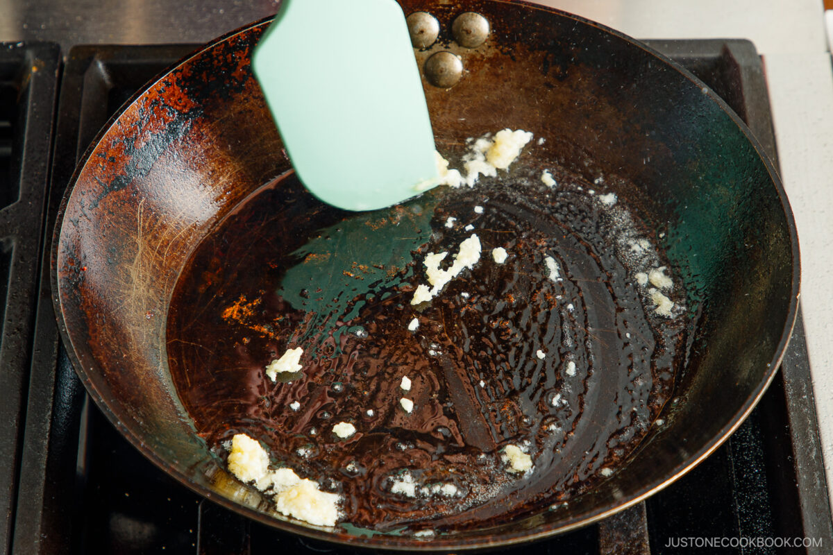 Saute the minced garlic.