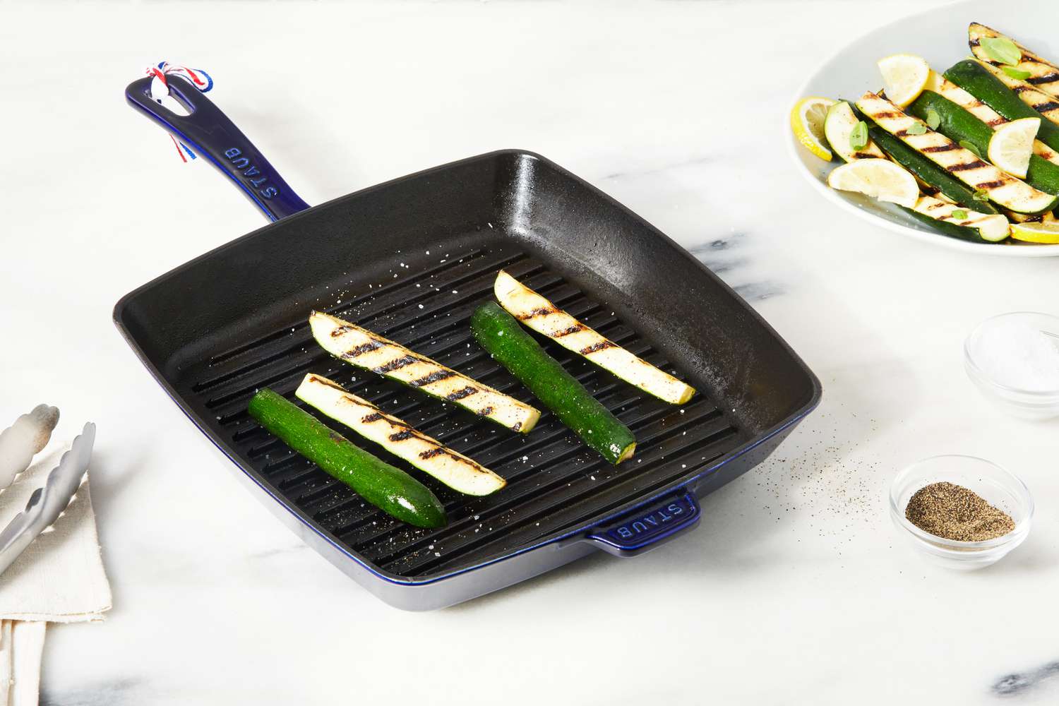 Grilled zucchini in the Staub Enameled Cast Iron Grill Pan