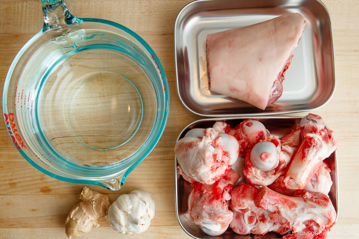 Easy Tonkotsu Ramen Recipe Ingredients 1