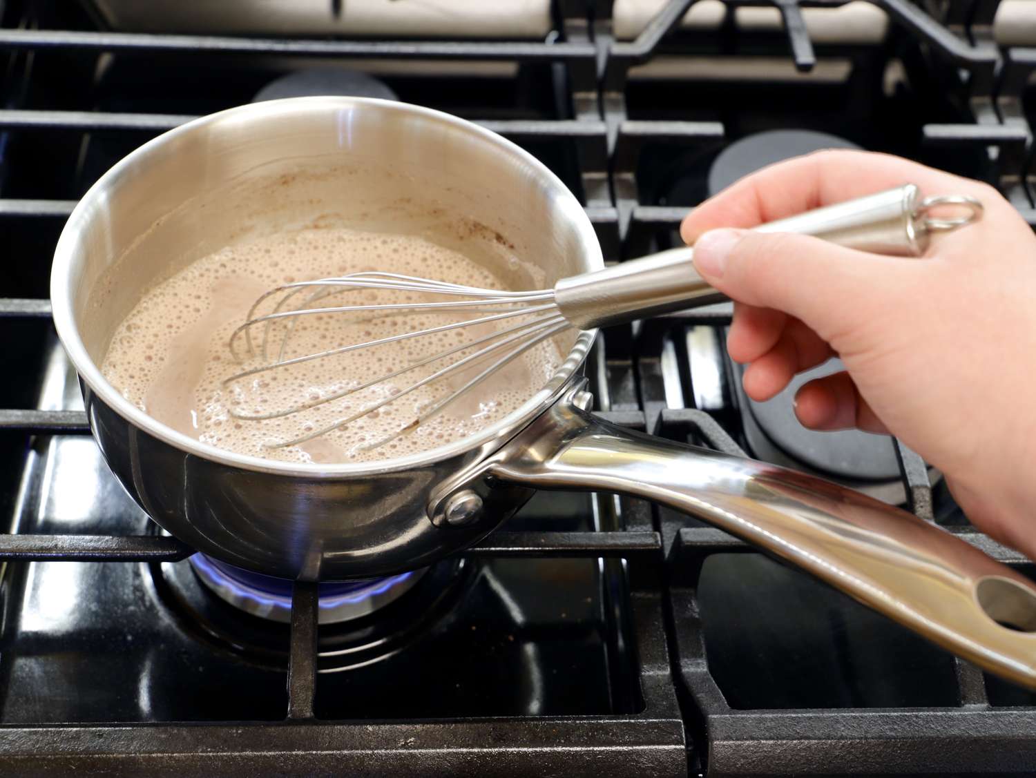Duxtop 1.6 Quart Whole-Clad Tri-Ply Stainless Steel Saucepan with Lid