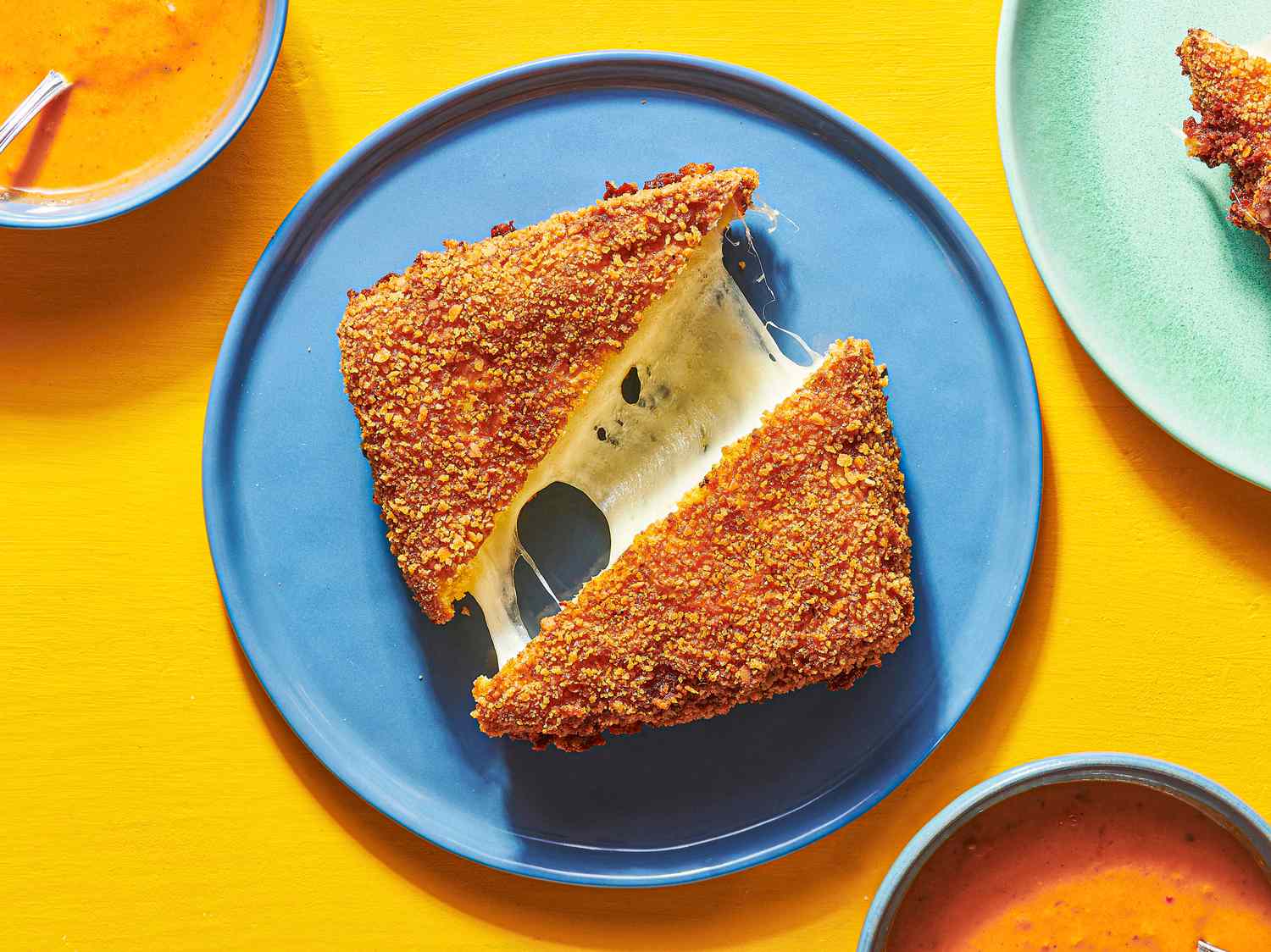 Overhead view of Mozz in carrozza